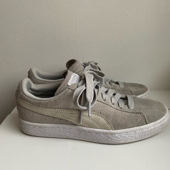 Puma Vikky V2 grey suede sneaker - Picture 2 of 4